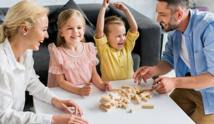 Bajka dla dzieci - Dlaczego dzieci kochają Montessori Zabawy, które uczą i bawią